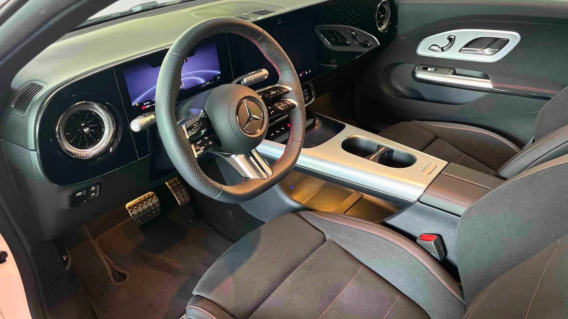 MERCEDES CLA — photo 4