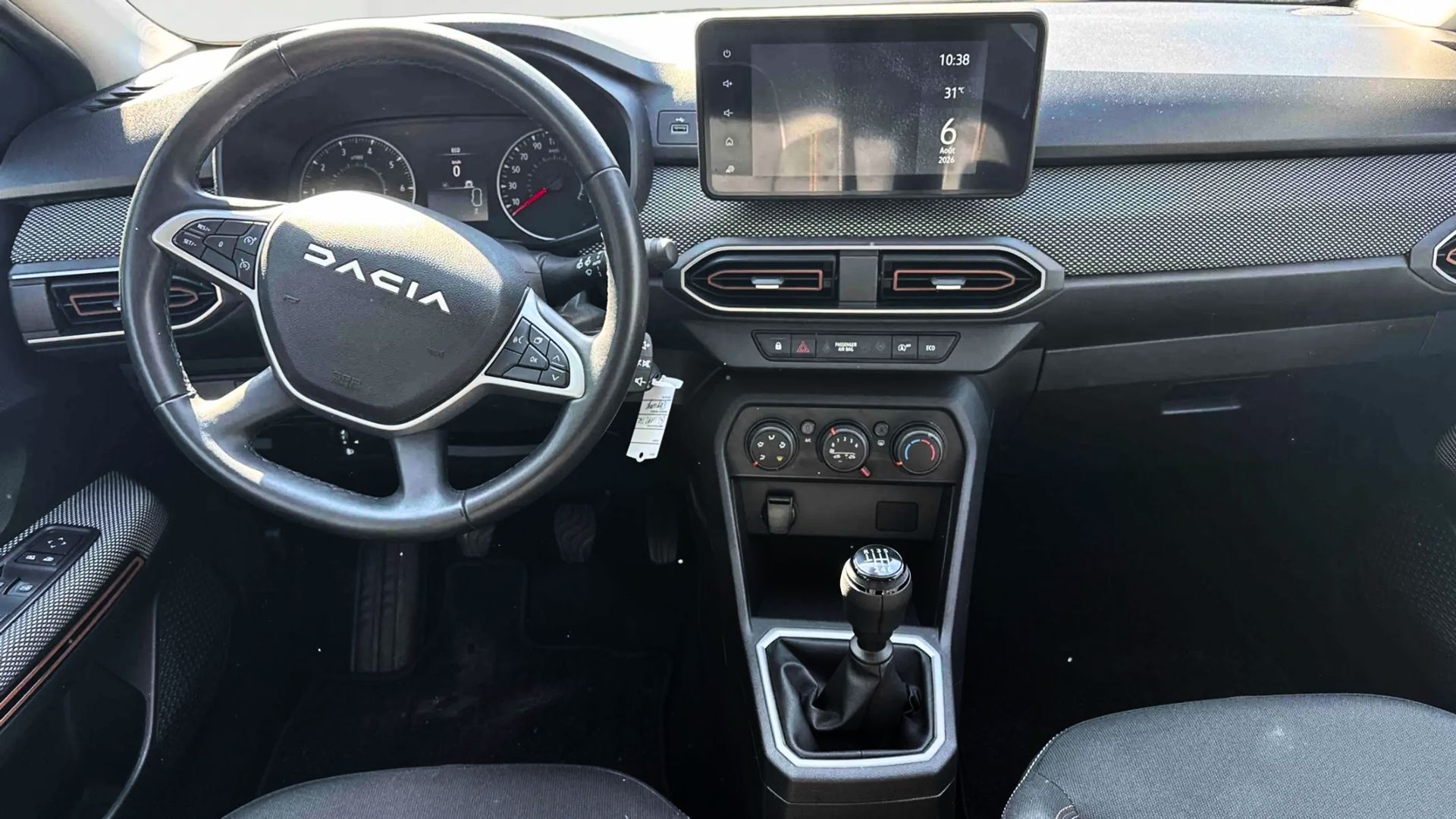 DACIA Sandero — photo 4