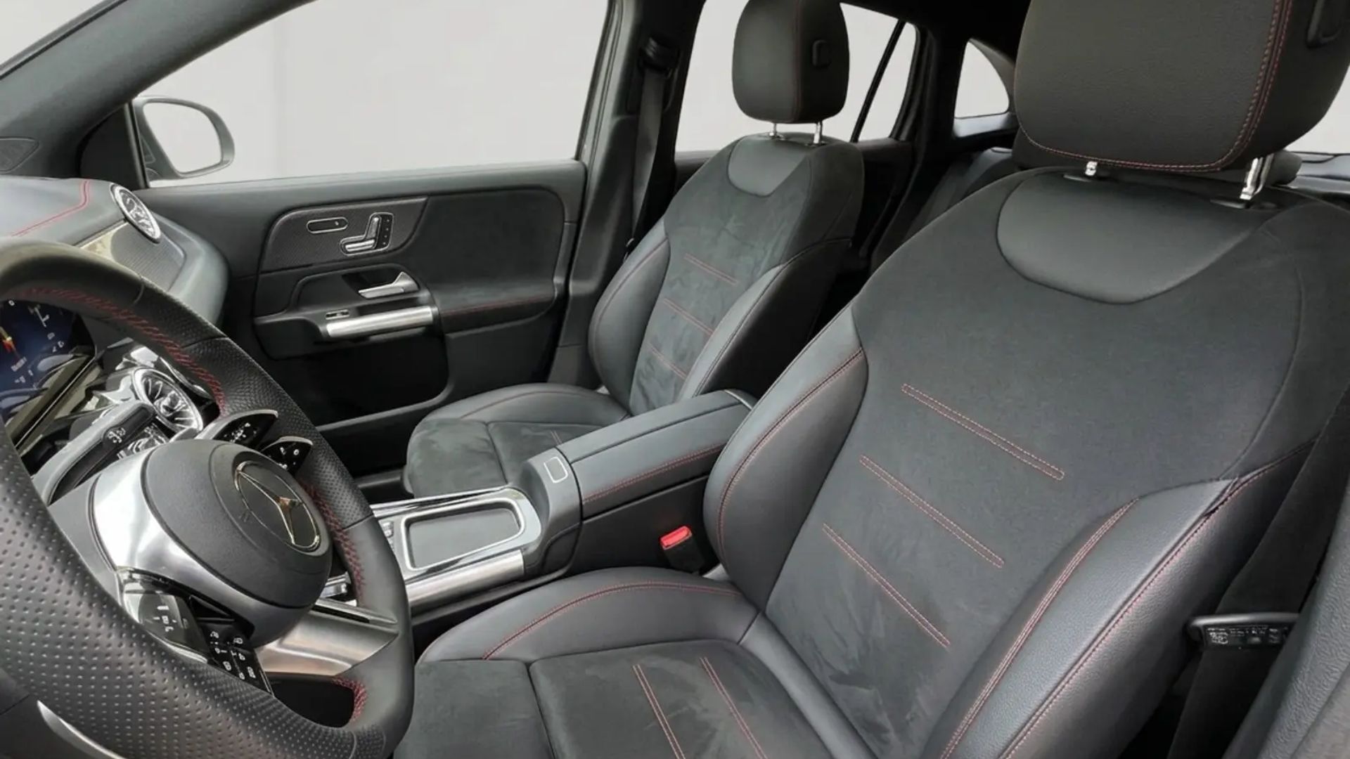 MERCEDES GLA 200d — photo 5