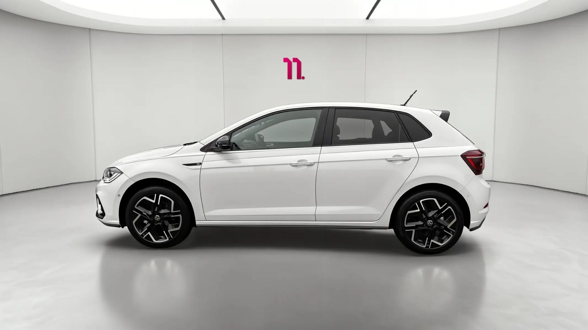 VOLKSWAGEN Polo — photo 3