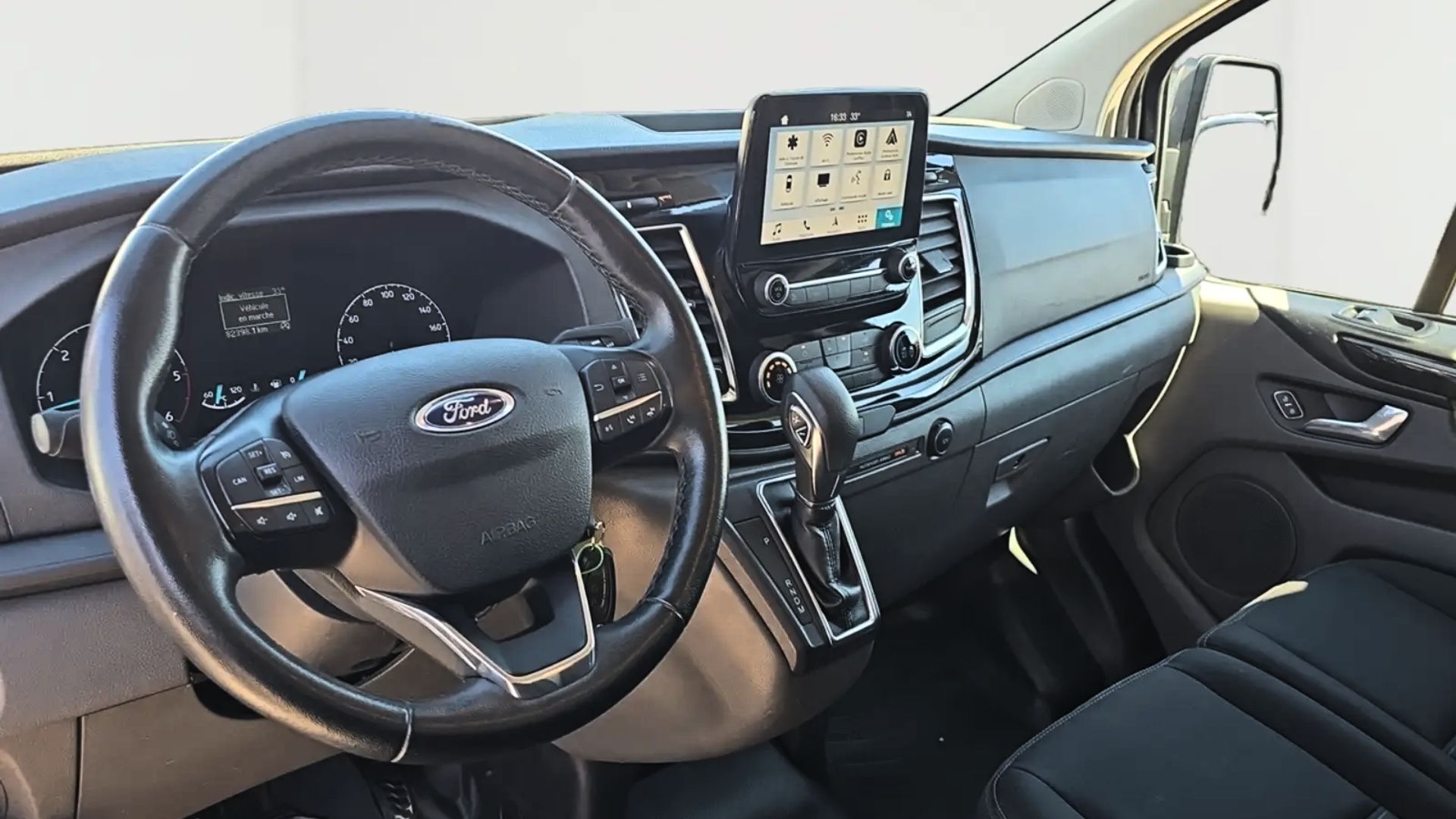 FORD Transit — photo 4