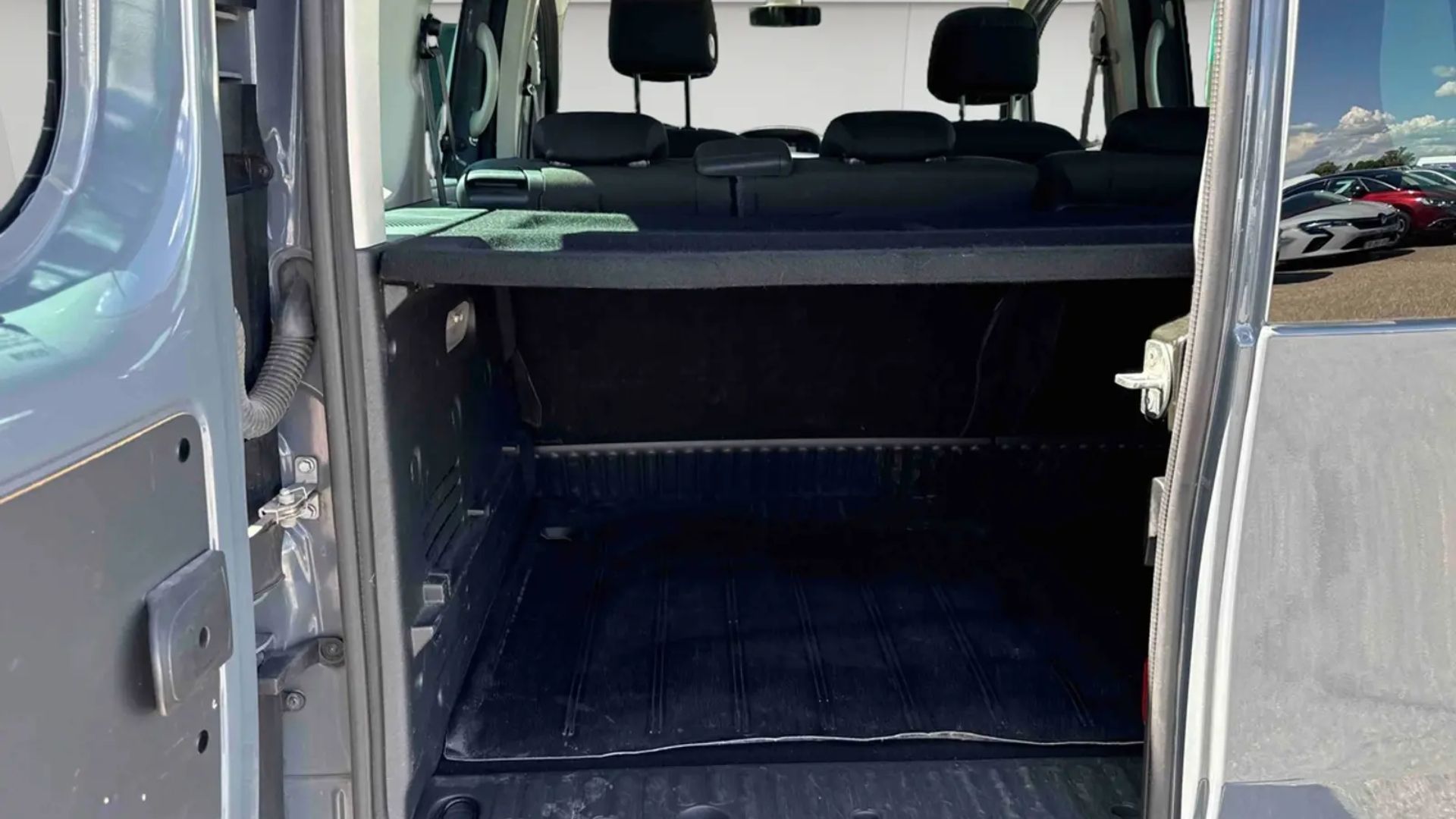 RENAULT Kangoo — photo 5