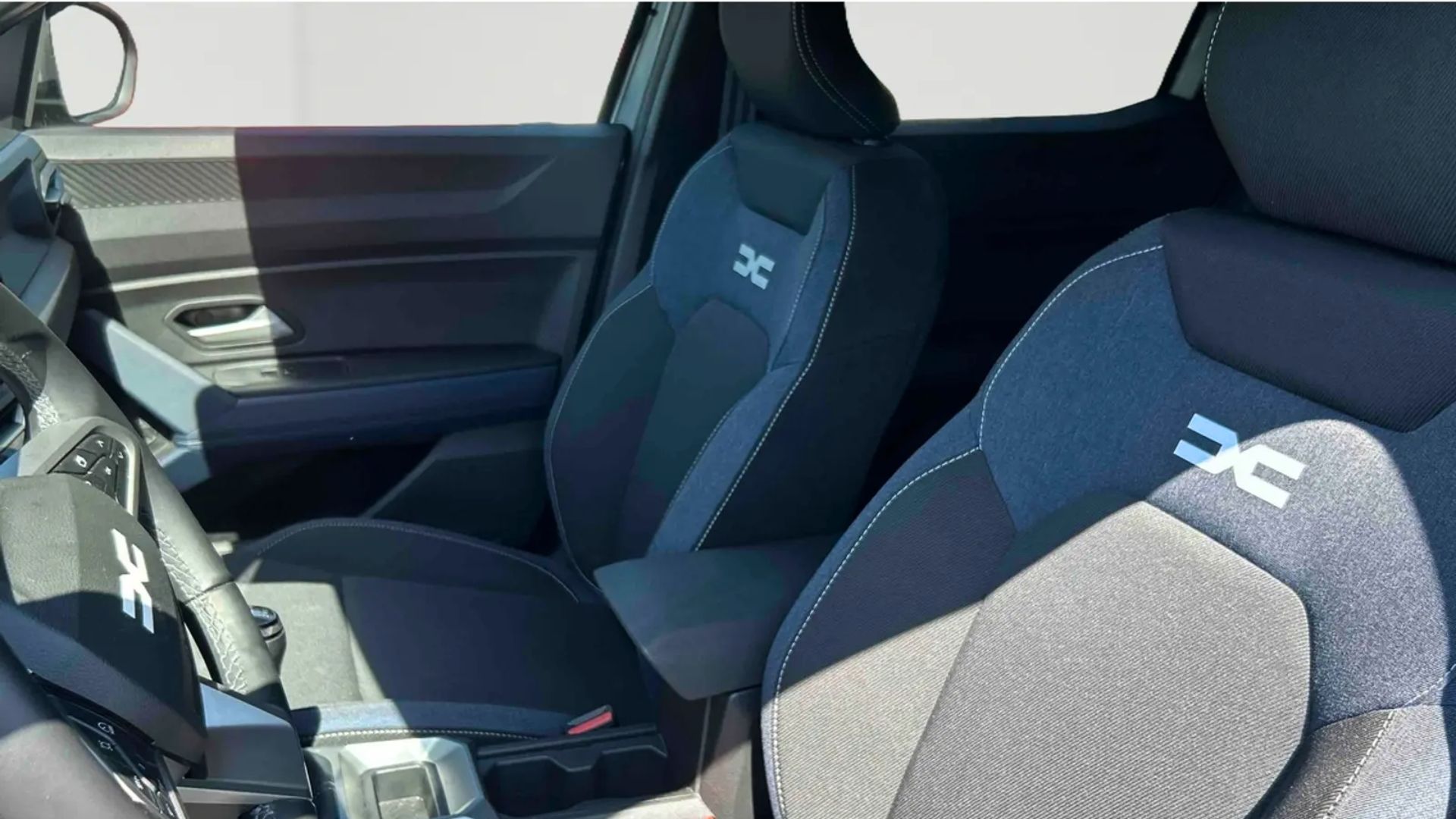 DACIA Duster — photo 5